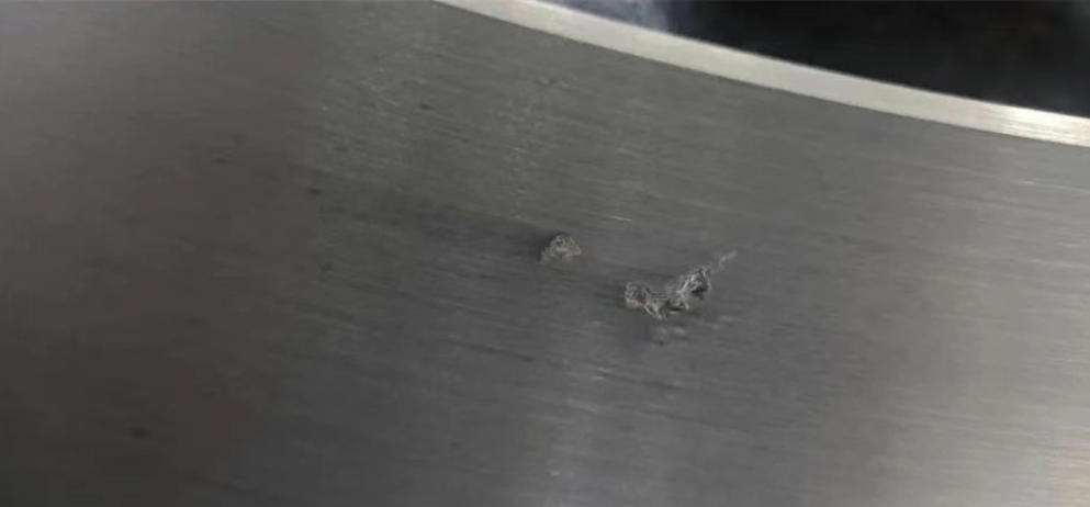 Burdin Grack Gl Gray-en prezipitazioen ezaugarriak eta prebentzio neurriak